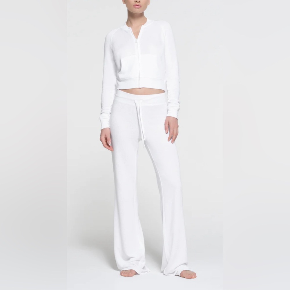 SKIMS Pants NWT